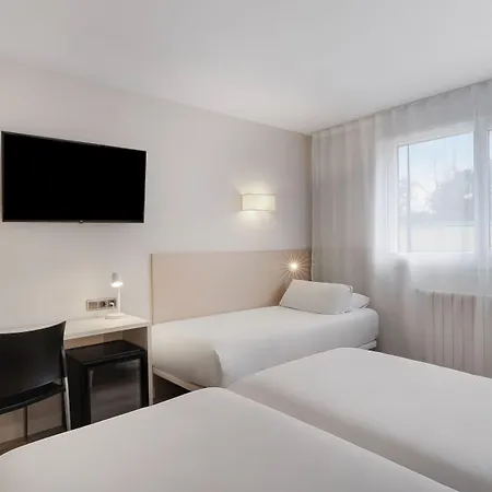 Hotell Oviedo Viella (Siero)