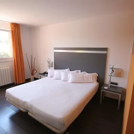 Oviedo Hotel 3*