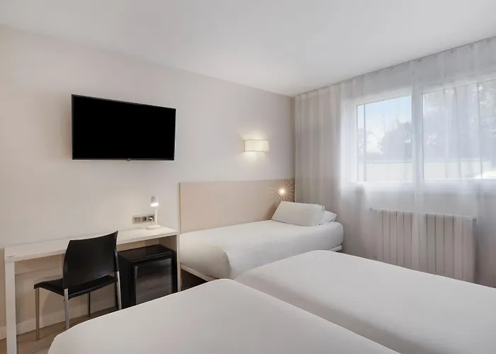 Hotel Oviedo Viella (Siero)