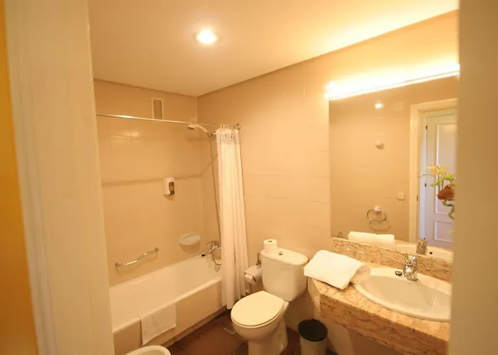 Hotel Oviedo Viella (Siero)