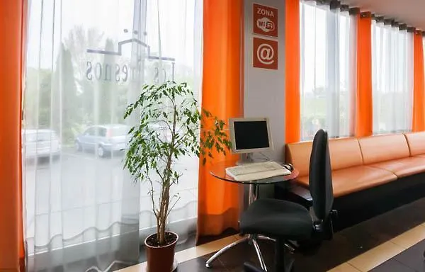 Oviedo 3* Viella (Siero)